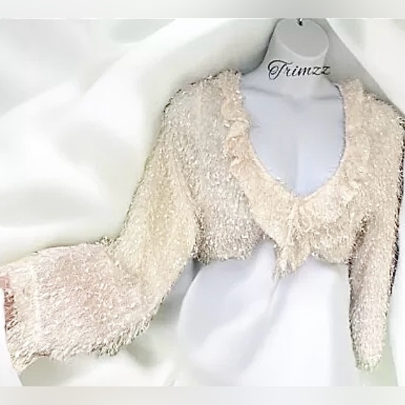 Size XXL…..…White Fluffy Long Sleeve fringe Tie Cardigan.  New…..Sugar Thrillz - Picture 2 of 7
